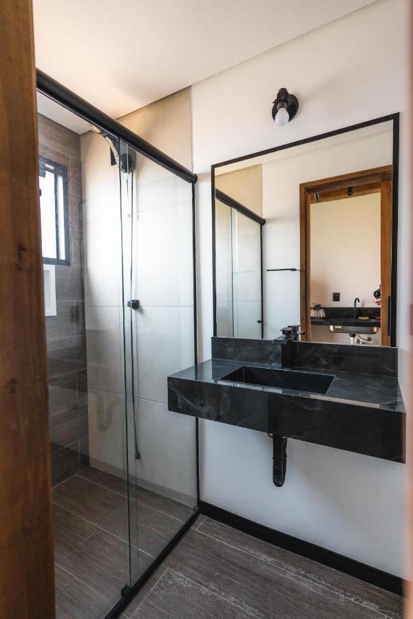Mentawai Lofts Praia Do Rosa インビトゥバ エクステリア 写真